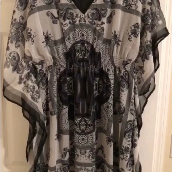 Kaftan dress by Speed Control 1X - Picture 2 of 5